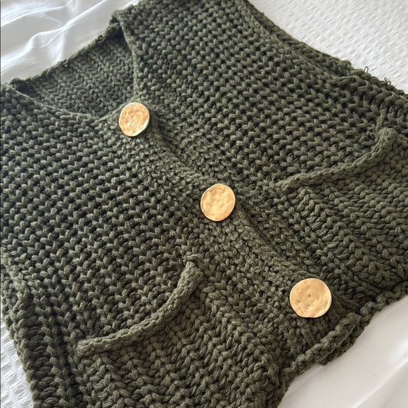 Amazon Green Cardigan Sweater with Chunky Knit - Picture 3 of 7